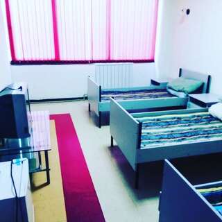 Хостелы NEW Hostel Алматы Трехместный номер-2