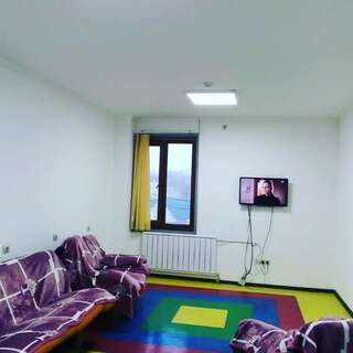 Хостелы NEW Hostel Алматы Трехместный номер-4